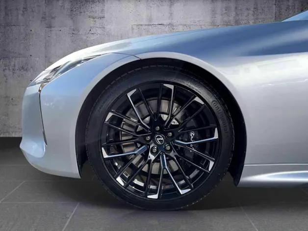 Lexus LC Cabriolet 500 Hokkaido