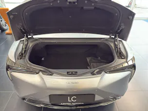 Lexus LC Cabriolet 500 Hokkaido