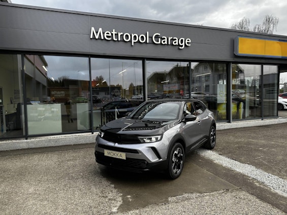 First vehicle image First vehicle image