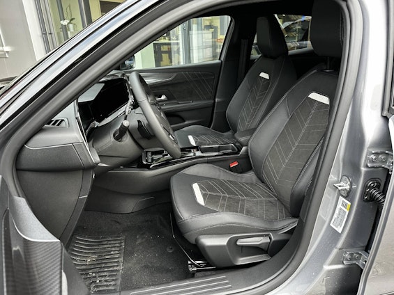 Vehicle image 1 Vehicle image 1