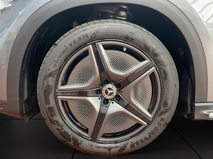 Vehicle image MERCEDES-BENZ EQE 350