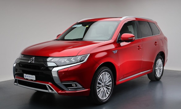 MITSUBISHI Outlander 2.4 PHEV Diamond+ 1