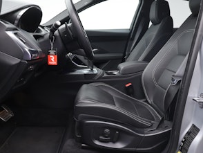 Vehicle image JAGUAR E-Pace 2.0 T 300 R-Dynamic SE AWD