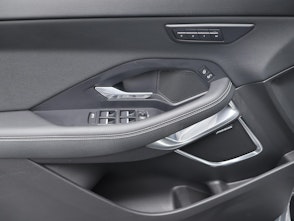 Vehicle image JAGUAR E-Pace 2.0 T 300 R-Dynamic SE AWD