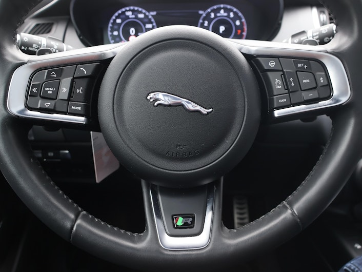 Vehicle image JAGUAR E-PACE