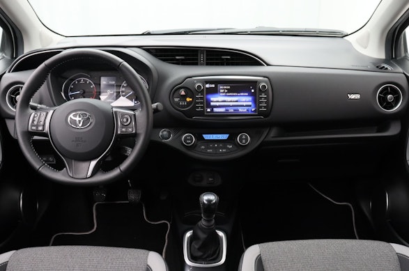 Toyota Yaris 1.5 VVT-iE Trend 9
