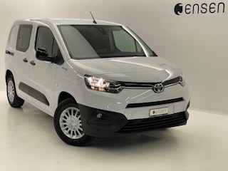 Vehicle image TOYOTA PROACE CITY