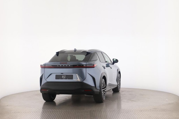 Vehicle image 24 Vehicle image 24