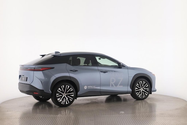 Vehicle image 15 Vehicle image 15