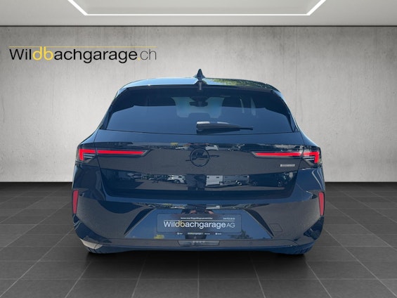 Vehicle image 3 Vehicle image 3