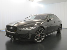 JAGUAR XE 2.0 T 300 Sport AWD