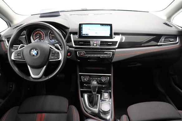 BMW 225i xDrive SAG Active Tourer 6