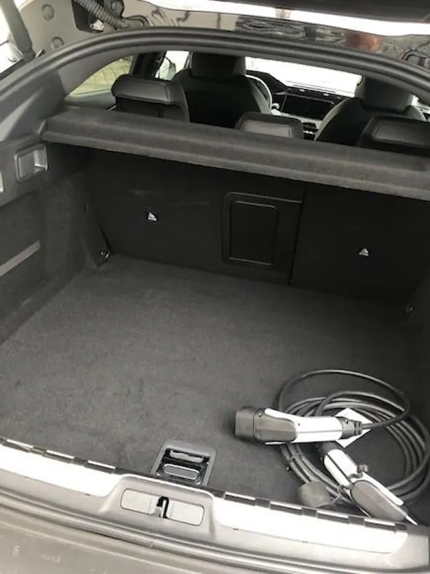 Peugeot 408 1.6 PHEV 225 GT