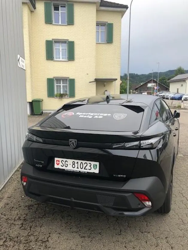 Peugeot 408 1.6 PHEV 225 GT