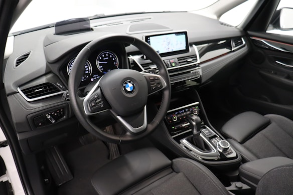 BMW 225xe Active Tourer 5