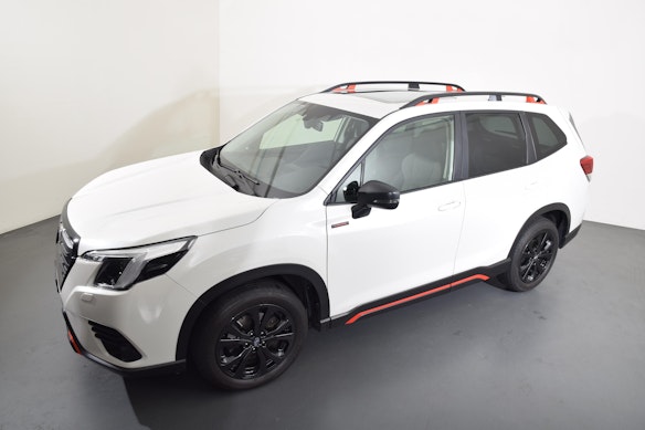 SUBARU Forester Station 2.0i e-Boxer Sport 3