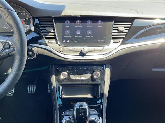 Vehicle image 10 Vehicle image 10