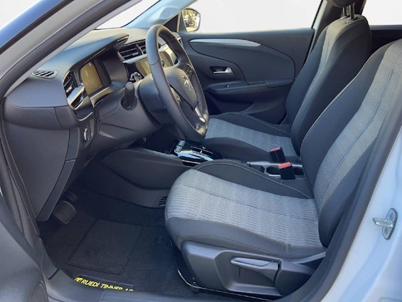 Vehicle image 14 Vehicle image 14