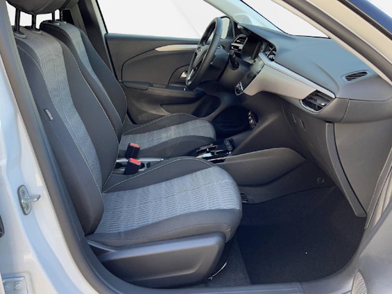 Vehicle image 15 Vehicle image 15