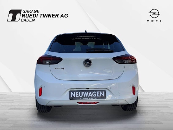 Vehicle image 4 Vehicle image 4