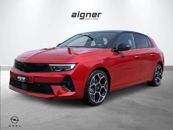 First vehicle image First vehicle image