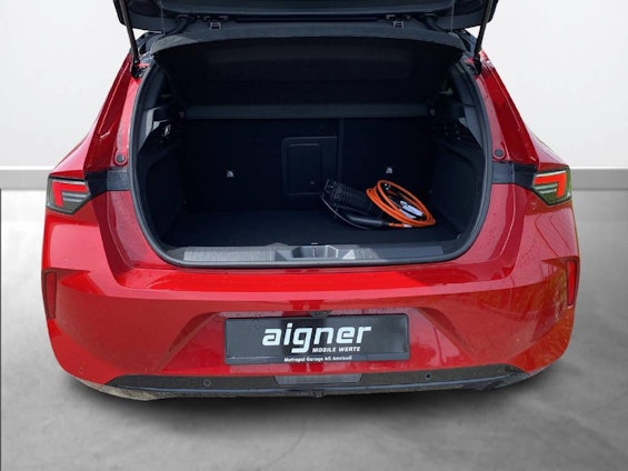 Vehicle image 6 Vehicle image 6