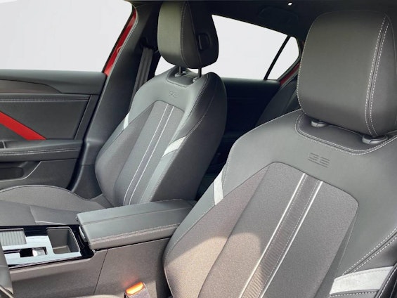 Vehicle image 5 Vehicle image 5