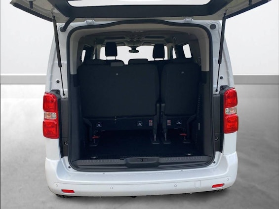 Vehicle image 7 Vehicle image 7