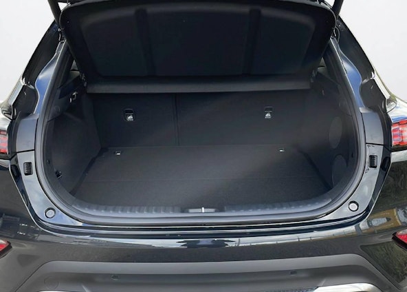 Vehicle image 6 Vehicle image 6