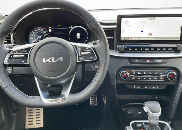 Vehicle image 4 Vehicle image 4