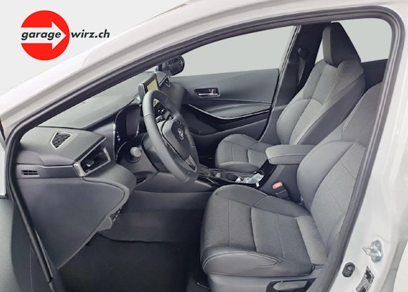 Vehicle image 6 Vehicle image 6