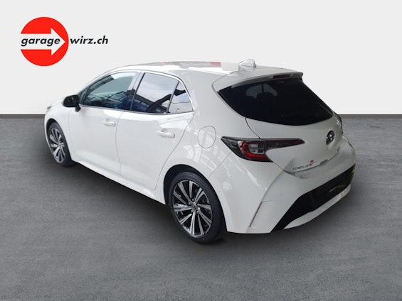 Vehicle image 4 Vehicle image 4