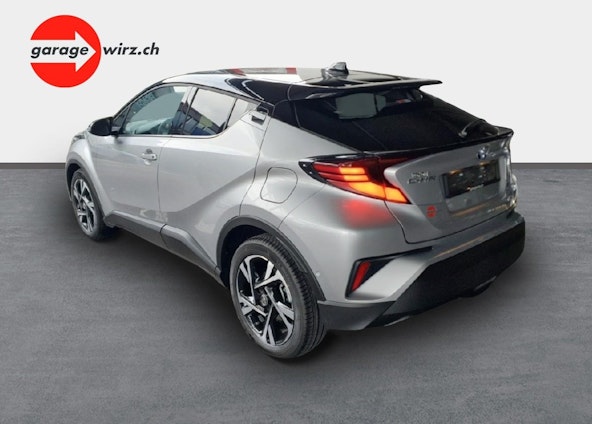 Vehicle image 4 Vehicle image 4