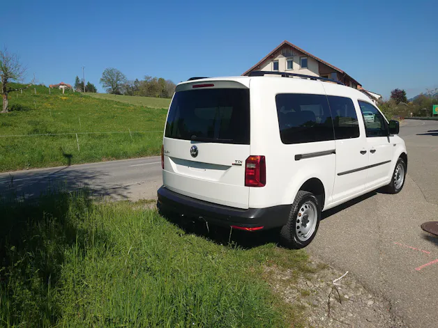 VW Maxi 2.0 TDI Trendline 4m