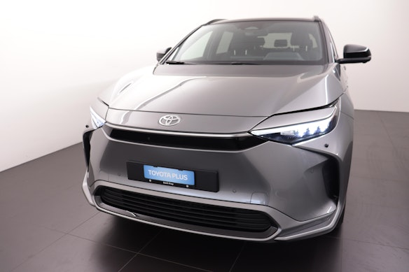 TOYOTA bZ4X 6.6 kw OBC Style AWD 0