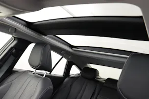 Toyota Mirai Fuel Cell Platinum