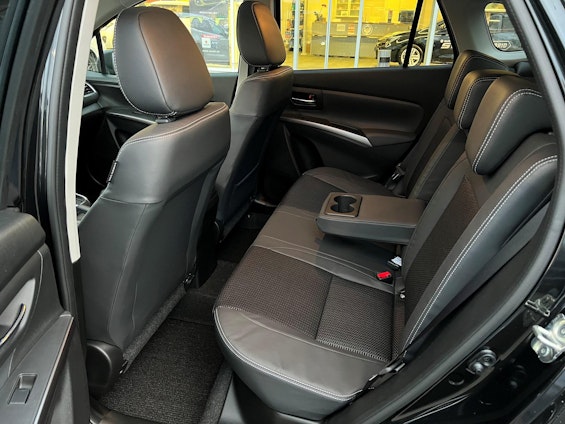 Vehicle image 21