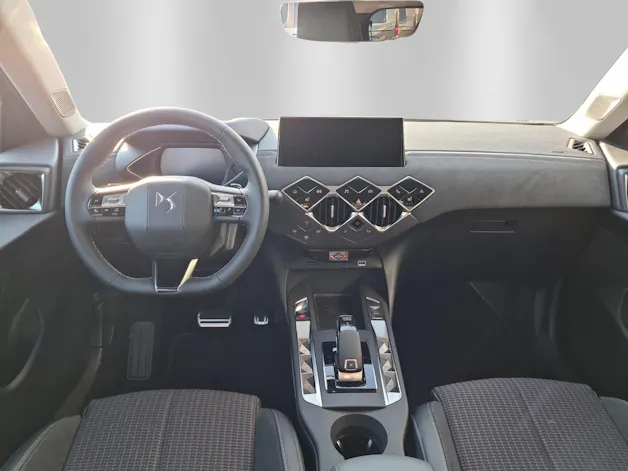 DS Automobiles 3 1.2 PureTech 130 Performance Line+