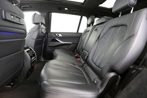 Vehicle image BMW X7 40d xDrive