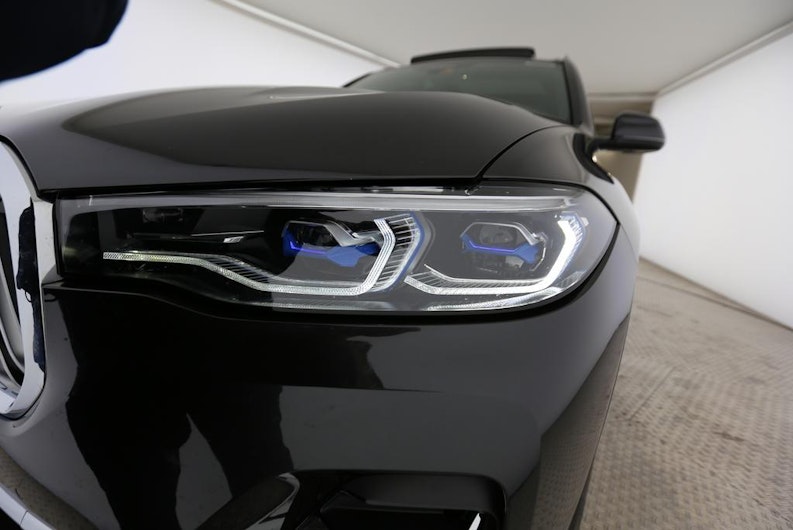 Vehicle image BMW X7