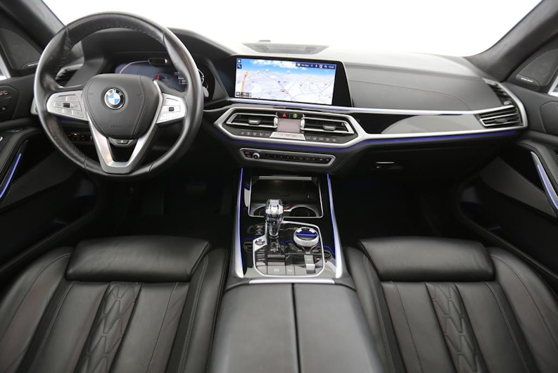 Vehicle image BMW X7