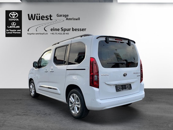 Vehicle image 2 Vehicle image 2