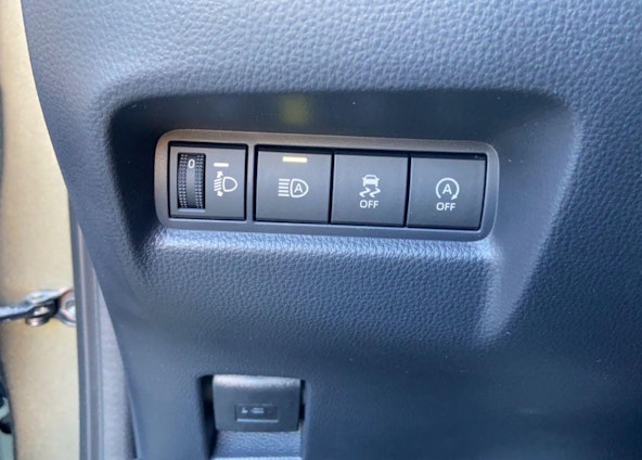 Vehicle image 16 Vehicle image 16