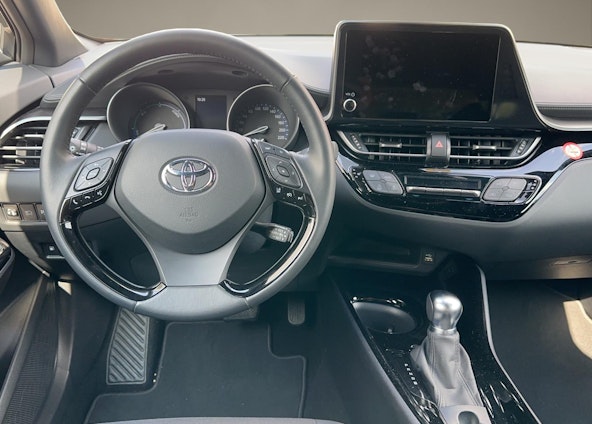 Vehicle image 9 Vehicle image 9