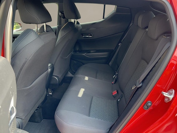 Vehicle image 17 Vehicle image 17