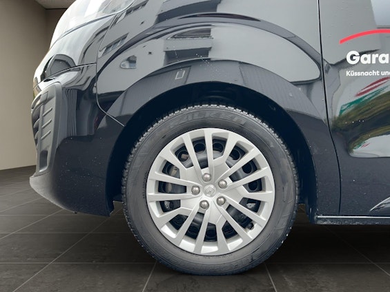 Fahrzeugbild 15 Fahrzeugbild 15