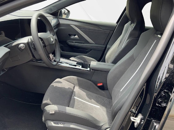 Vehicle image 12 Vehicle image 12