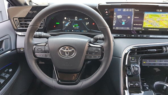 Vehicle image 11 Vehicle image 11