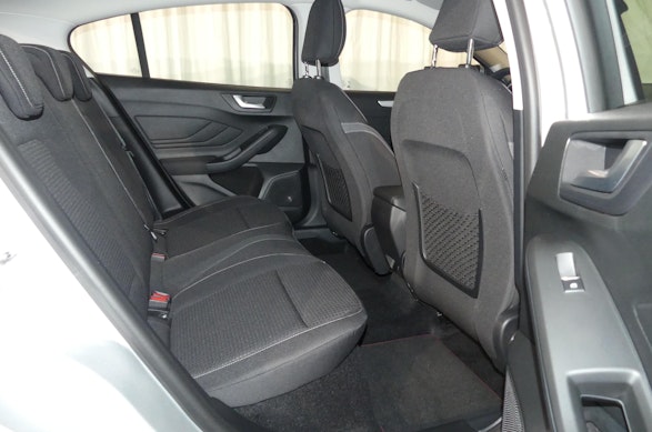 FORD Focus 1.5i EcoB SCTi 150 Cool & Connect 9