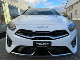 Vehicle image KIA PROCEED